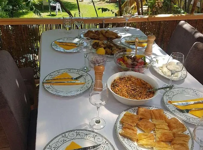 Thailanda In Katakolo *